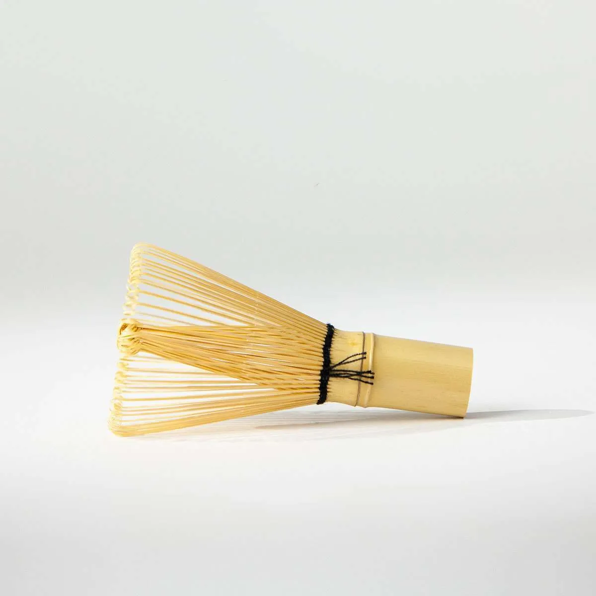 Chasen | Batedor de matcha tradicional de bambu - Imagem 4
